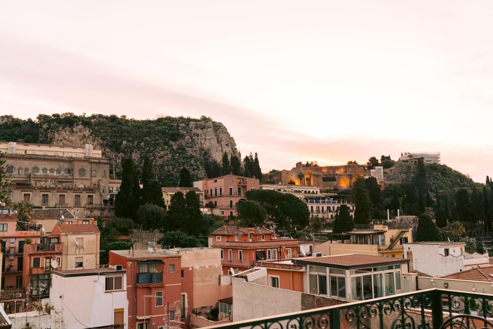 Hotel Villa Paradiso Taormina Exteriör bild
